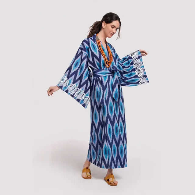 Azura - Ikat-trykt kimono-kåbe med bindebælte