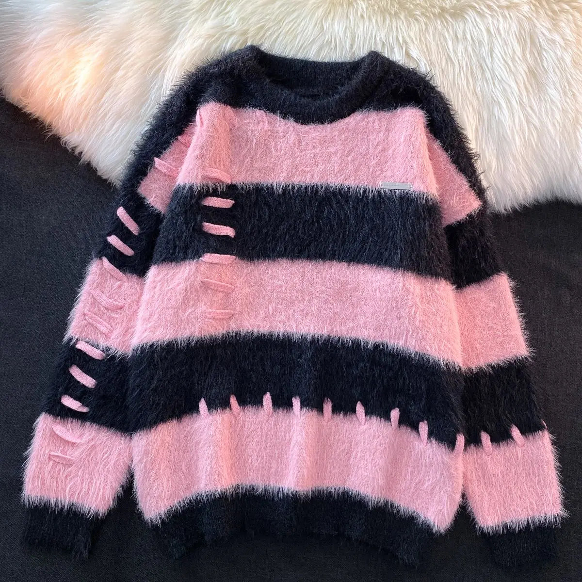 Mila - Fluffy mohair sweater med striber