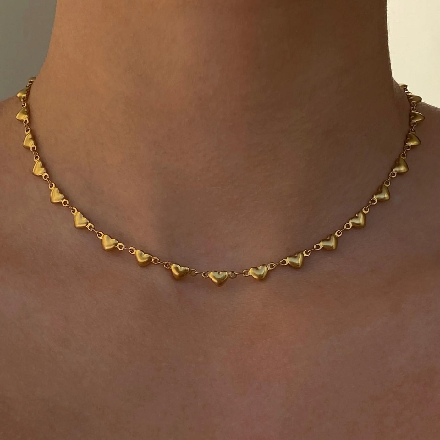 Valentina - Elegante Halskette mit Herzanhänger